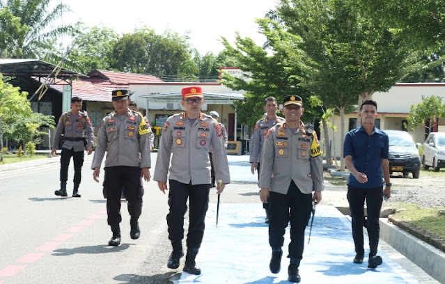 Kunjungi Polres Barito Selatan Ka SPN Polda Kalteng Tinjau Langsung Kegiatan Latja Siswa Diktukba Polri Gel II 2023