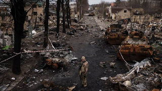 NATO stresses Ukraine's military support Zelensky: Russia uses hunger as a weapon NATO Secretary-General Jens Stoltenberg stressed Ukraine's need for urgent military aid, while Russia faces a new package of sanctions described by the US President as "devastating", while the Ukrainian president demands that sanctions include the energy sector.  NATO Secretary-General Jens Stoltenberg stressed, on Wednesday, Ukraine's need for urgent military aid, while Russia faces a new package of sanctions described by the US President as "devastating", and the Ukrainian president demands that the sanctions include the energy sector.  Stoltenberg explained that they will discuss the attacks on civilians in the Ukrainian city of Bucha, saying: "What is happening shows the nature of the war that Russian President Vladimir Putin is continuing, as targeting civilians is a war crime."  Stoltenberg stressed that they will monitor the latest situation in Ukraine with NATO member states, stressing that the necessary action will be taken to punish those who target civilians.  He pointed out that Russia is moving its forces towards northern Ukraine in order to strengthen its units and advance further east, adding: "We are waiting for a major ground operation," and added: "It is important that NATO allies agree to provide greater support to Ukraine with heavy and light ammunition."  He also expressed his belief that Putin does not intend to give up his intention to impose control over all of Ukraine, saying: "Therefore we must prepare in the long term, support Ukraine, maintain sanctions against Russia and strengthen our defense system."  For his part, Ukrainian President Volodymyr Zelensky accused Russia of targeting his country's agricultural sector and using hunger as a "weapon" against its people, noting that Russia struck a new fuel storage depot.  "The Russians destroy things that sustain people's livelihoods, such as fuel depots, food stores, agricultural equipment, and mining fields," he added.  He also explained that the Russians closed all Ukrainian seaports, in addition to the ships carrying agricultural goods for export, wondering: "Why are they doing this? For them, hunger is also a weapon against our ordinary citizens, and an instrument of control."  Zelensky called for "more sanctions to be imposed on Russia," saying: "They still aspire to subjugate and occupy all the Ukrainian people, and we want to do everything we can to make sure that Russia will start looking for peace and leave us alone."  Zelensky denounced the Europeans' reluctance to ban Russian energy imports, noting that some leaders are more keen on business than war crimes.  He said that a new discourse on sanctions appeared in Europe, adding, "But I cannot tolerate any hesitation after everything we went through in Ukraine and everything the Russian soldiers did."  In a related context, US President Joe Biden linked the new US sanctions announced on Russia today to the atrocities in the Ukrainian city of Bucha, saying: "I made it clear that Russia will pay a heavy and immediate price for its atrocities in Bucha."  Earlier on Wednesday, the United States announced a new package of economic and financial sanctions, which it described as "devastating", against Russia, targeting major banks and Putin's two daughters.  The United States also intends to impose other sanctions on Russia, in coordination with the European Union and the Group of Seven major industrialized countries, aimed in particular at "preventing any new investment" in Russia, according to a source familiar with the file, who told AFP.  These punitive measures also include "enhanced sanctions against financial institutions and public companies in Russia, and sanctions against Russian government officials and their relatives."  On February 24, Russia launched a military operation in Ukraine, which was followed by angry international reactions and the imposition of "tough" economic and financial sanctions on Moscow.  To end the operation, Russia requires Ukraine to abandon any plans to join military entities, including the North Atlantic Treaty Organization (NATO), and to adhere to complete neutrality, which Kyiv considers an "interference in its sovereignty."