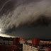 Нищівний шторм в Дніпрі. Від наслідків негоди оговтаються не скоро (ВІДЕО)