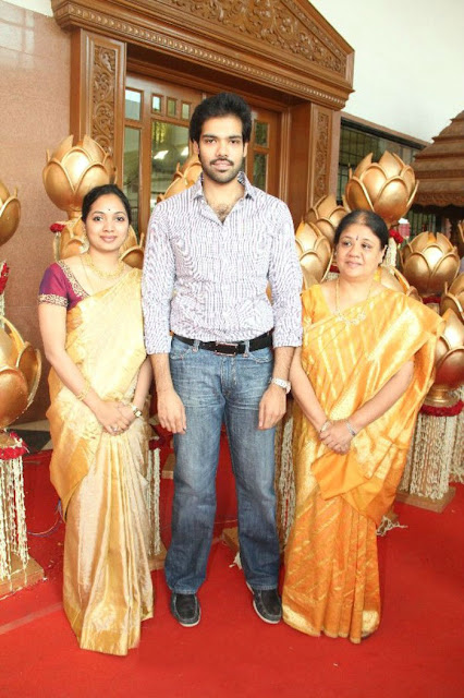 Sathyaraj's Son Sibiraj with wife and mother 