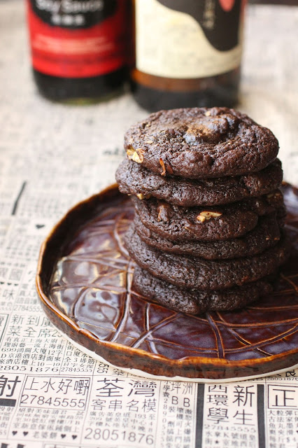 cookies choco sauce soja