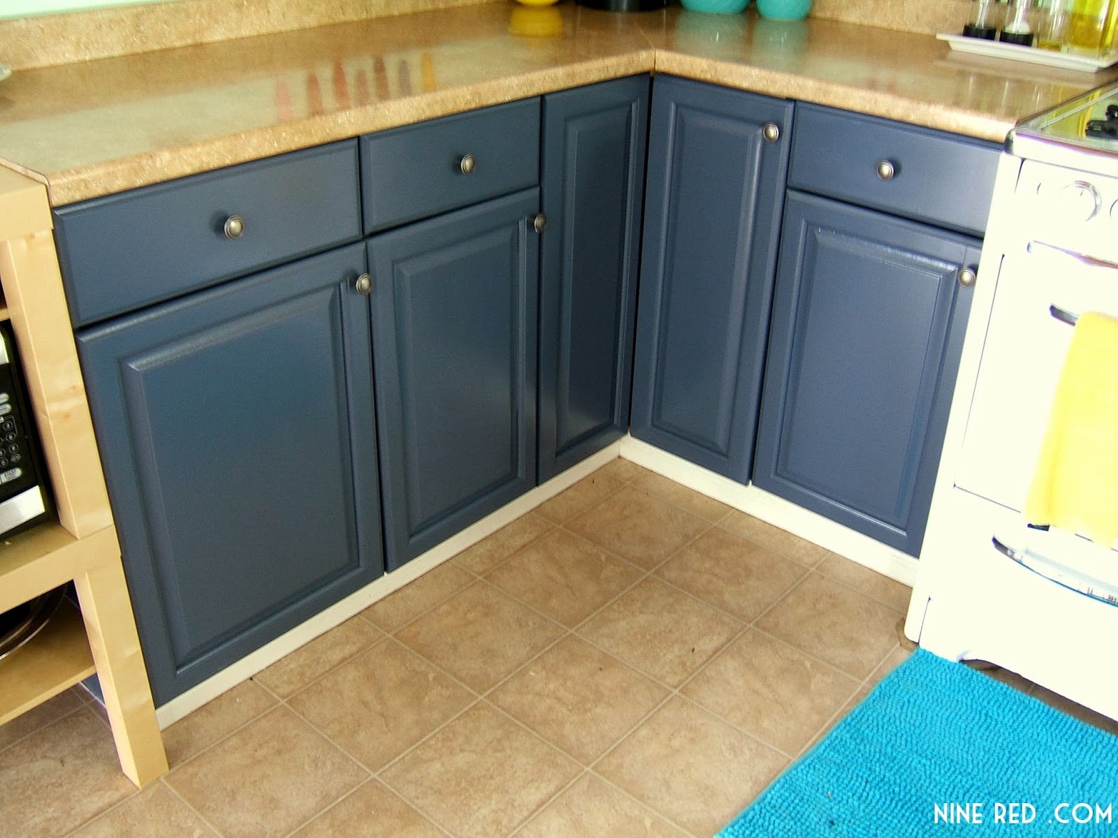 Nine Red: Painting the Kitchen Cabinets: Part 2