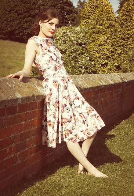 Helen Mae Green for English Country Vintage, Tip Top Hair Design and Steve Bond Images