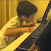 Você acha que uma criança de 5 anos consegue tocar piano?