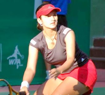 sania mirza boobs photo