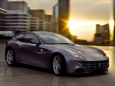 Ferrari FF Pictures