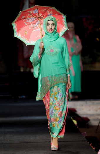30 Model Baju  Batik Muslim  Terbaru 2019