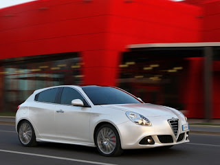 Alfa Romeo Giulietta Wallpapers