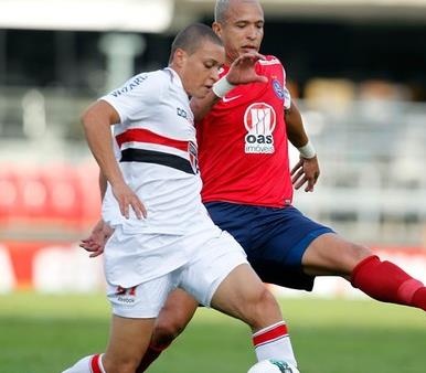 Bahia perde para o São Paulo 1 x 0. VEJA O GOL!