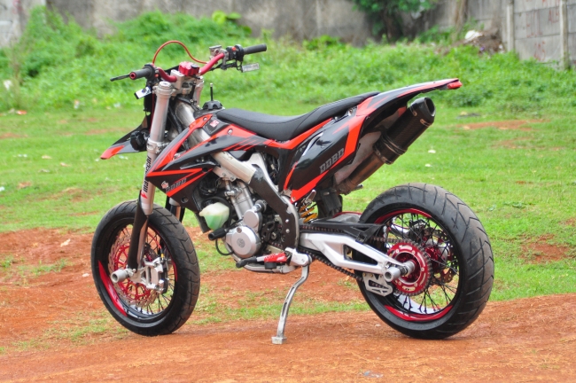 13 Top Populer KLX Supermoto Hitam