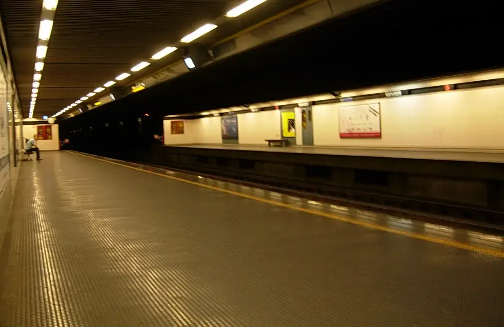 Stazione Vanvitelli della Linea 1 di Napoli
