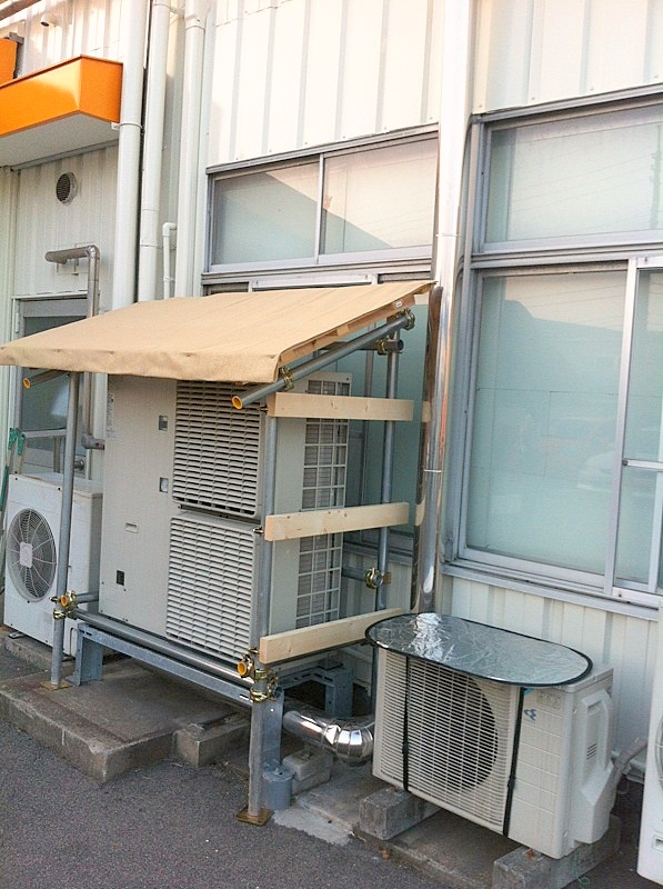 Mengurume On Blogger 産業用空調室外機の日よけ遮熱カバー作ってみた 工場 エアコン 節電