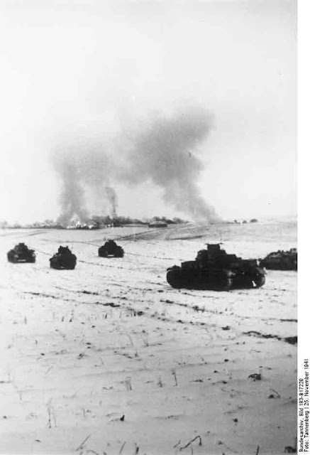 German Panzer IV tanks attacking near Moscow, 25 November 1941 worldwartwo.filminspector.com