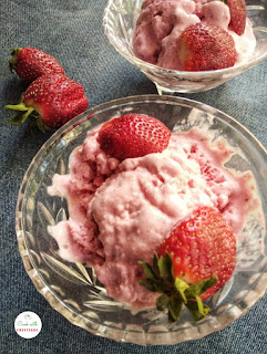 Strawberry icecream 