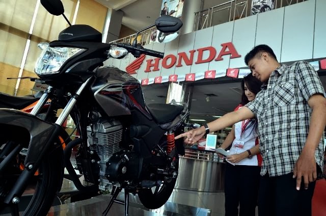 Honda Verza dan Honda CB150R StreetFire Dongkrak Penjualan 