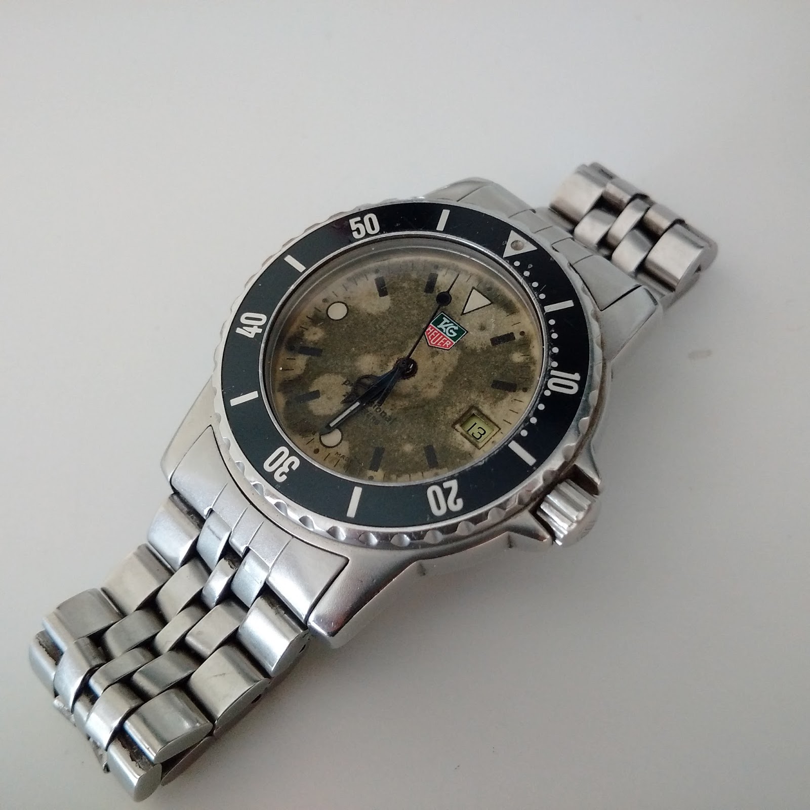 Jam dan waktu: Tag heuer Divers 929.113G fosfor dial art camo