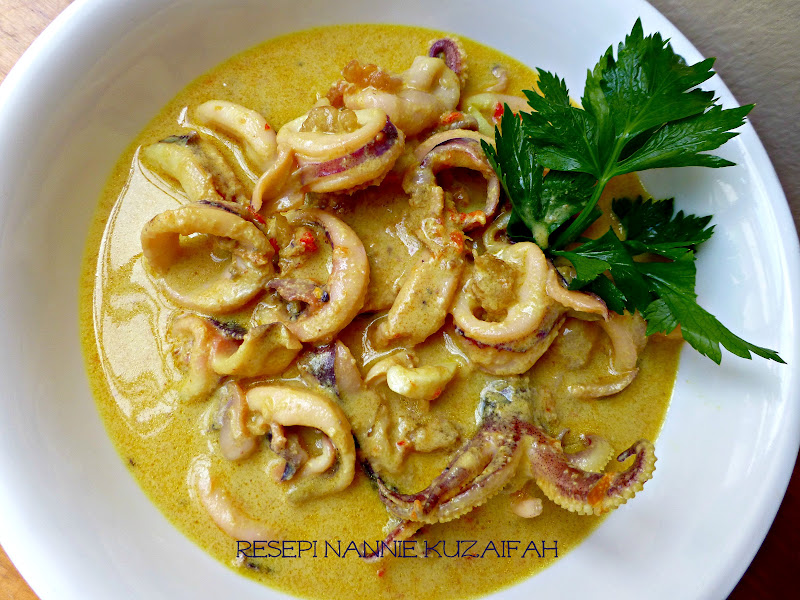 RESEPI NENNIE KHUZAIFAH: SOTONG MASAK LEMAK