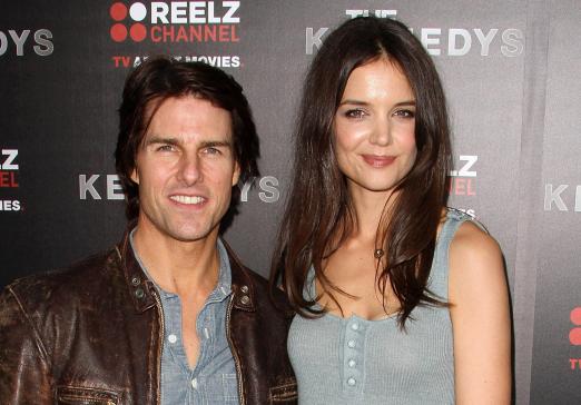 Tom Cruise and Katie Holmes to Divorce; Actress Files For Sole Custody of Suri » Gossip