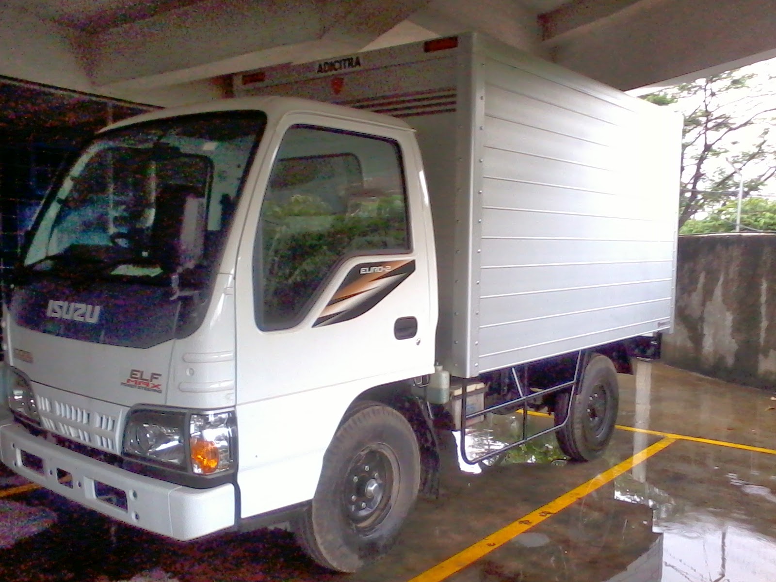  Dijual  Kredit Truk  Isuzu  ELF  Surabaya Jawa Timur Dijual  