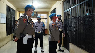 Kabid Propam Polda Banten Imbau Para Tahanan Jaga Kebersihan dan Kesehatan