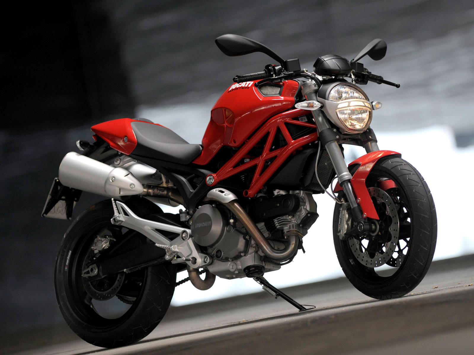 2009 DUCATI Monster 696 accident lawyers info
