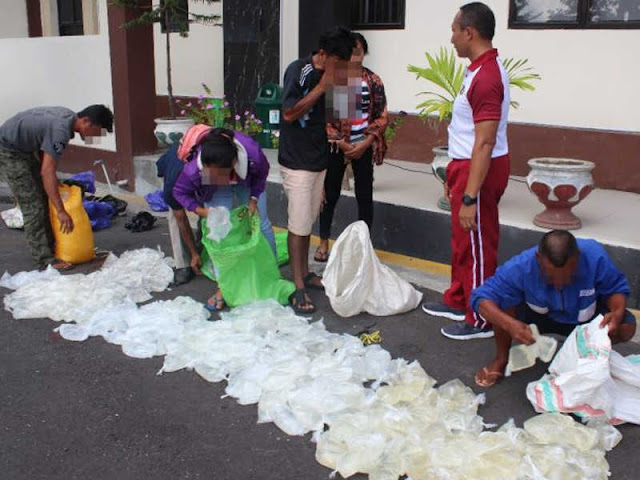 Polda Malut Sita 380 Kantong Plastik Cap Tikus dari Tauro di Pelabuhan Speedboat 