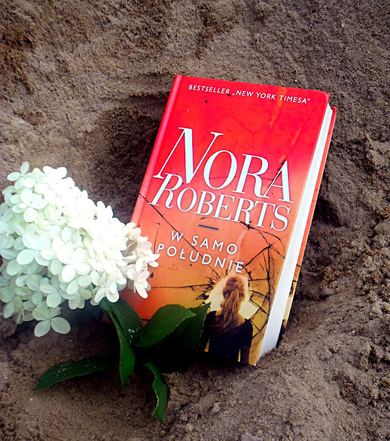 "W samo południe" Nora Roberts