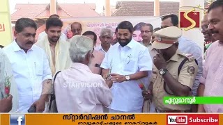 ദേവസ്വം മന്ത്രിയ്ക്കും അഡ്മിന്‌സ്‌ട്രേറ്റര്‍ക്കും ആദരം