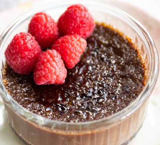 How to Make Chocolate with Raspberry Brulee A Sweet and Tangy Delight