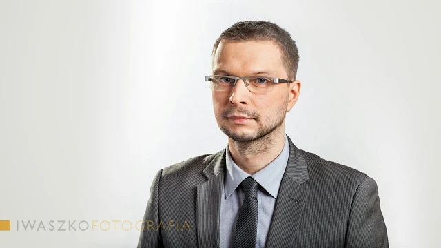 fotografia biznesowa kraków; fotografia korporacyjna kraków; zdjęcia biznesowe kraków; zdjęcia korporacyjne; zdjęcie na ulotkę wyborczą; zdjęcie wyborcze; fotografia wyborcza; portret biznesowy; portret na ulotkę wyborczą kraków; zdjęcie na plakat; zdjęcia dla kancelarii; sesja dla kancelarii, SPCG, kancelaria SPCG, Ćwiąkalski, Cwiakalski, Studnicki, Płeszka, Górski, iwaszko.com.pl; Iwaszko Fotografia; Piotr Iwaszko