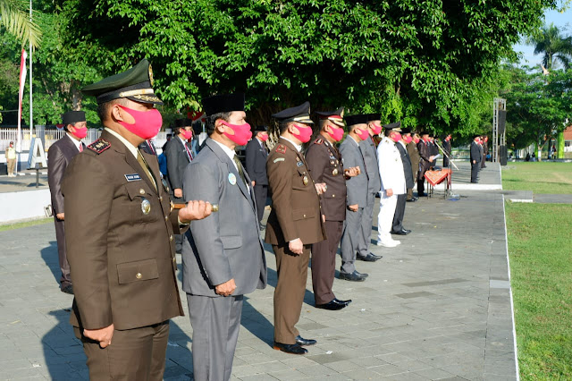 KodimKaranganyar - HUT RI ke 75 Pemkab Karanganyar “Mari Kita Lawan Covid 19”