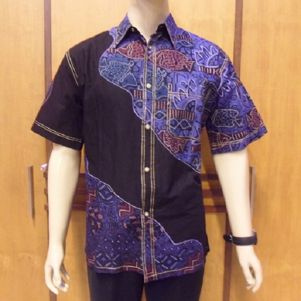 Model Baju Batik Pria Lengan Panjang Modern Modis Terbaru 