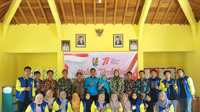 Tutup KKN Di Desa Boncong, Babinsa Koramil 0811/12 Bancar Tuban Beri Motivasi Kepada Mahasiswa