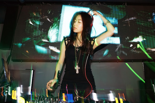 Ryu Hwayoung DJ