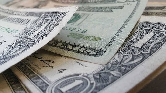 Economia:  Dólar encerra semana em alta, valendo R$ 3,89