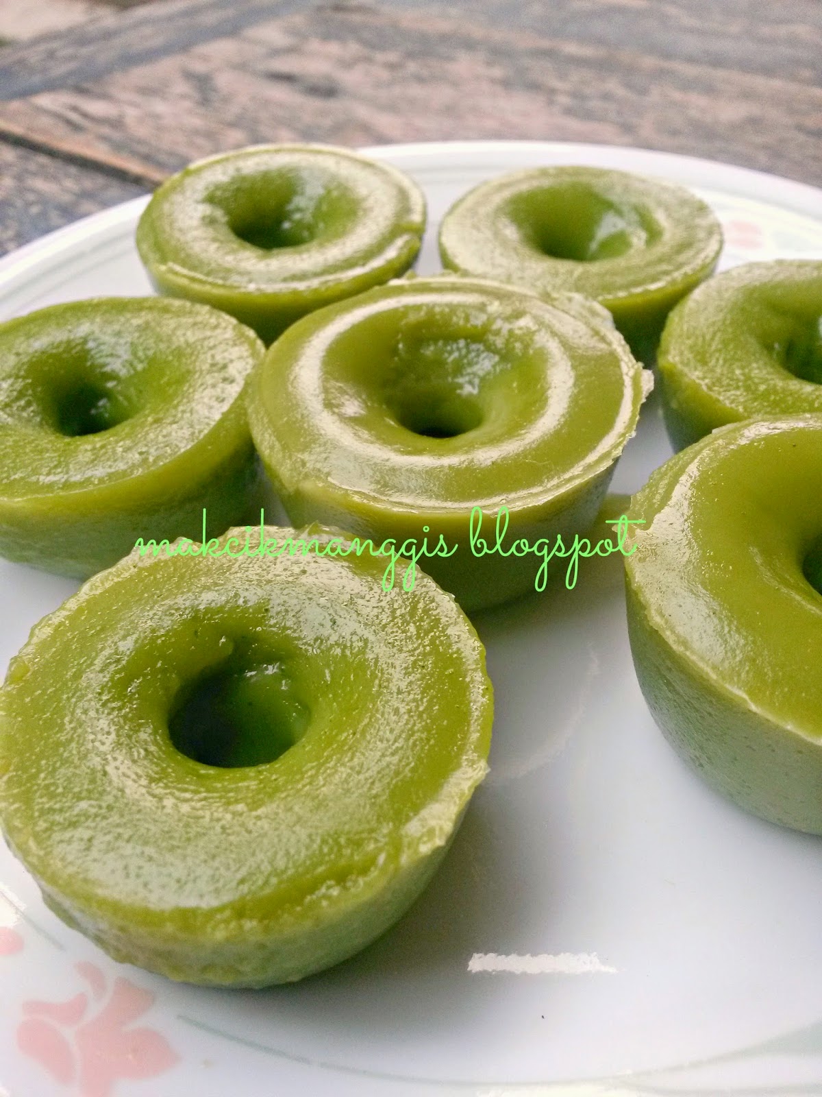 Jom masak, jom makan makan: Kuih Lompang Pandan.