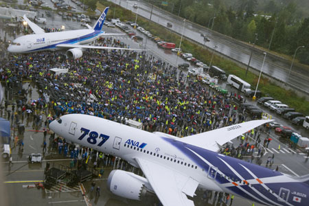 Boeing 787 presented