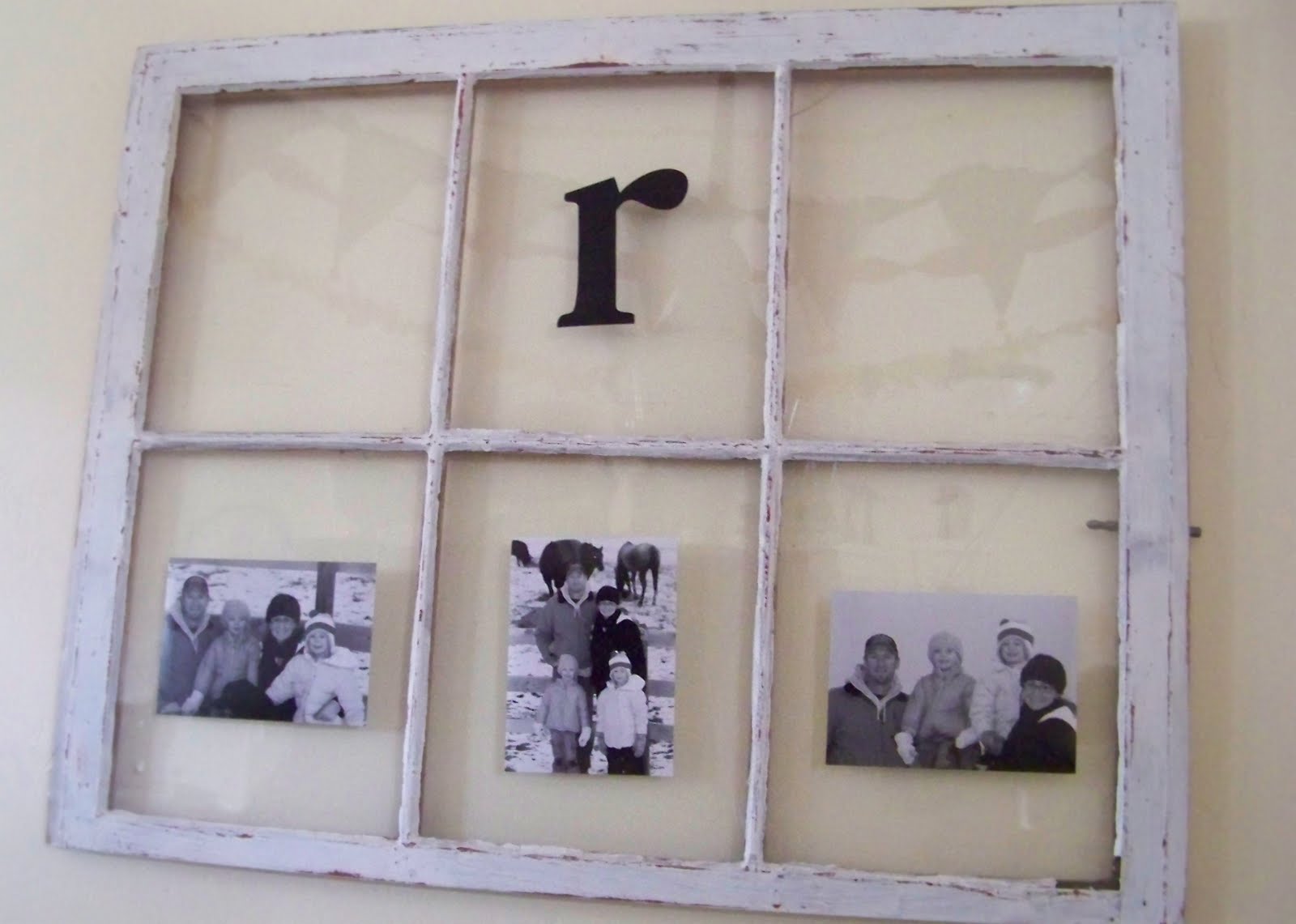 wall decor ideas picture frame Old Window Frame Decor | 1600 x 1141
