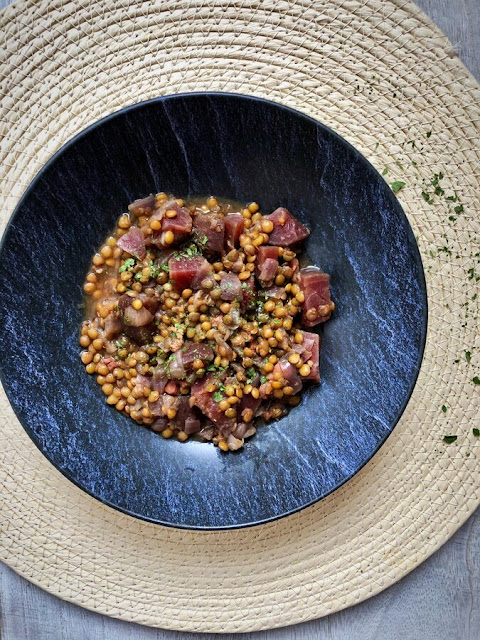 Lentilles aux lardons et à la betterave