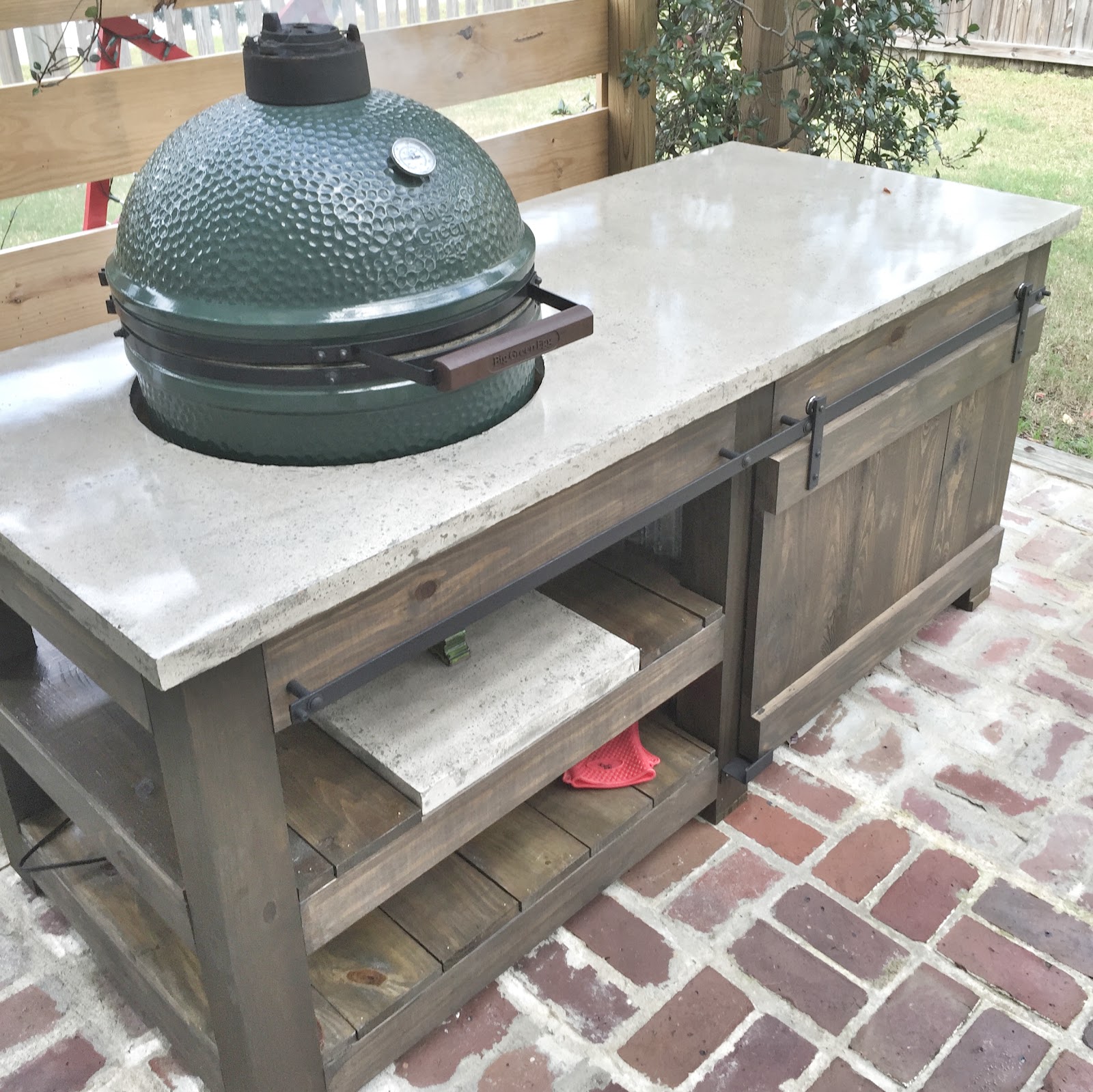 The Lowcountry Lady: Big Green Egg: Concrete Top Table Plans