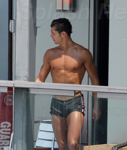 Cristiano Ronaldo Hot