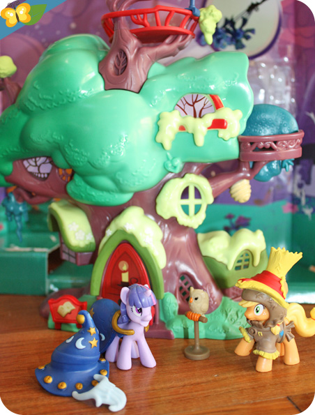 My little pony - fiendship is magic - la bibliothèque de Golden Oak