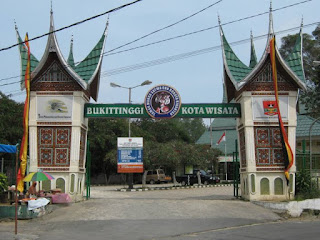 pariwisata bukit tinggi