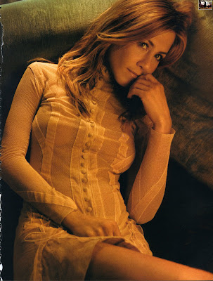 Jennifer Aniston in Elle Magazine UK (April 2009)