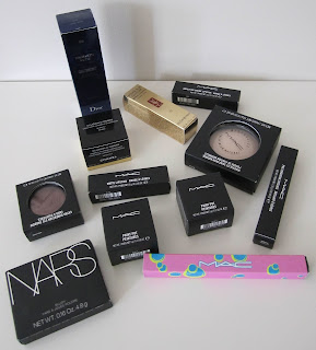 http://chroniquedunemakeupaddict.blogspot.com/2012/04/confession-dun-craquage-chez-mac-et.html