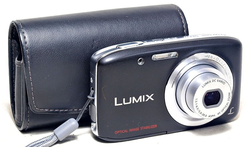 variabel Delegeren Besmettelijk ImagingPixel: Panasonic Lumix DMC-S5, A New Use For A Vintage Ultra-Compact  Digital Camera