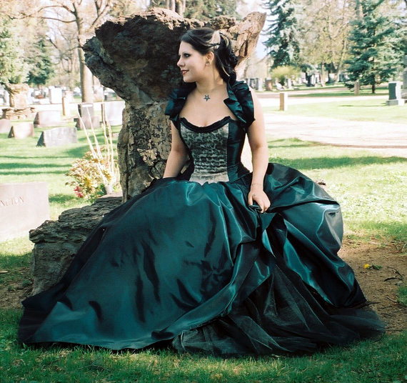 Dark Green Victorian Steampunk Gothic Prom Gowns Photos