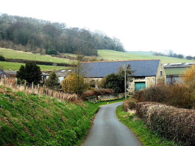 Rew Lane, Ventnor with farmhouse