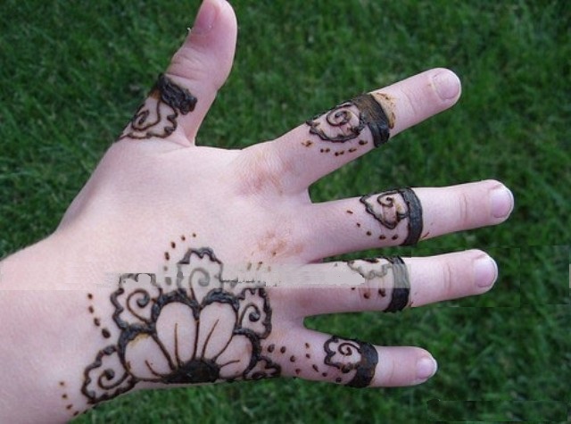 simple henna designs for fingers