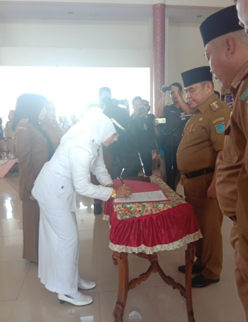 Bupati Oi Kembali Roling 169 Pejabat  .